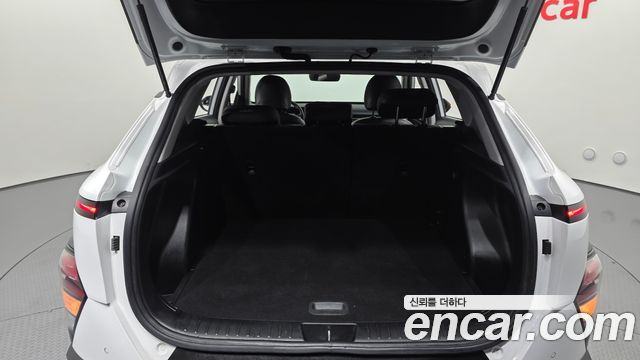 Hyundai Kona 2023 — photo 23