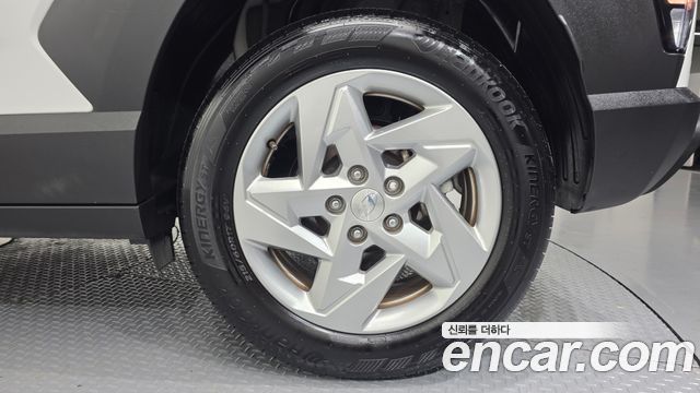 Hyundai Kona 2023 — photo 7