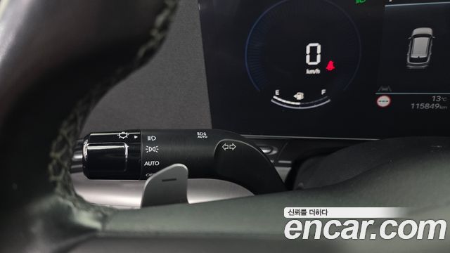 Hyundai Kona 2023 — photo 28