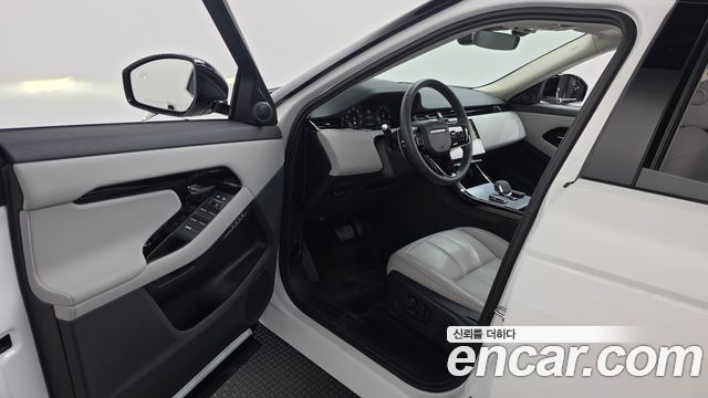 Land Rover Range Rover Evoque 2025 — photo 10