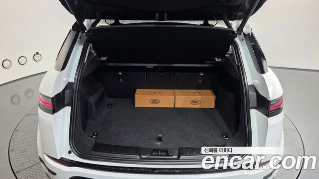 Land Rover Range Rover Evoque 2025 — photo 20