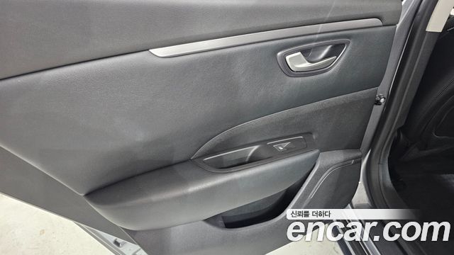 Renault Korea SM6 2016 — photo 15