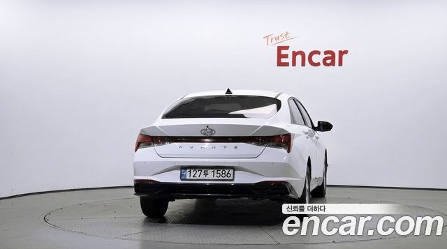 Hyundai AVANTE 2022 — photo 4
