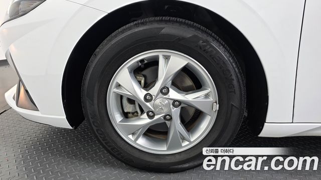 Hyundai AVANTE 2022 — photo 5