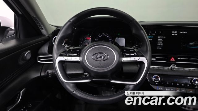 Hyundai AVANTE 2022 — photo 19