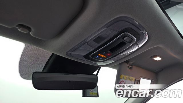 Hyundai AVANTE 2022 — photo 26
