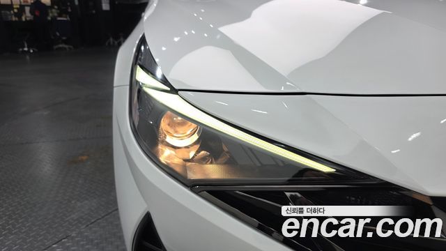 Hyundai AVANTE 2022 — photo 8