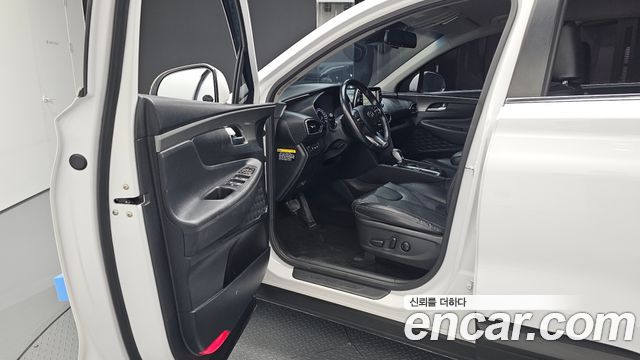 Hyundai Santafe 2019 — photo 13