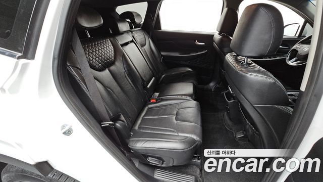 Hyundai Santafe 2019 — photo 17