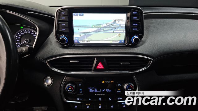 Hyundai Santafe 2019 — photo 20