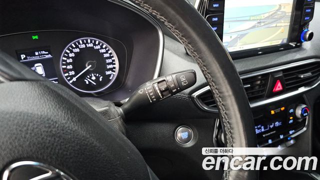 Hyundai Santafe 2019 — photo 26