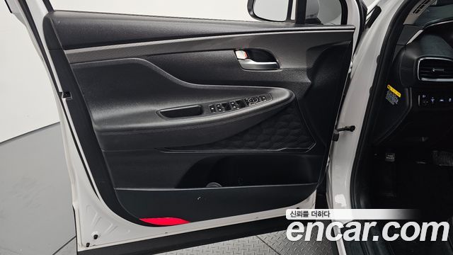 Hyundai Santafe 2019 — photo 14