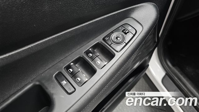 Hyundai Santafe 2019 — photo 28