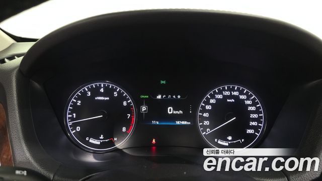 Hyundai Genesis 2016 — photo 8