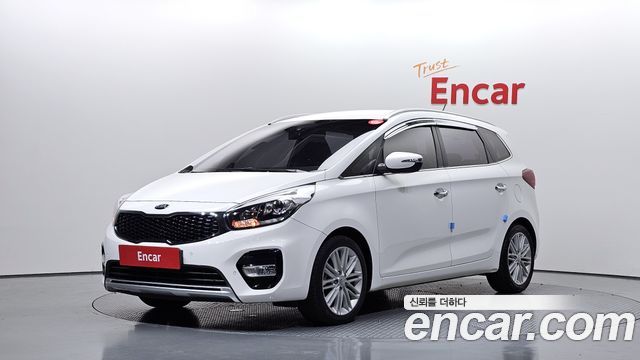 Kia Carens 2017 — photo 1