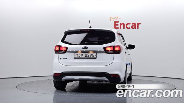 Kia Carens 2017 — photo 4