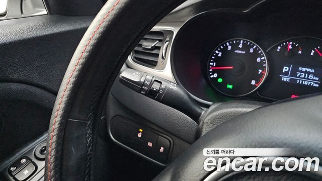 Kia Carens 2017 — photo 24