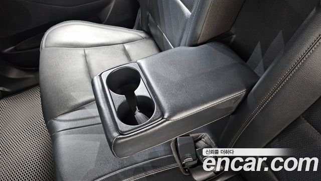 Kia Carens 2017 — photo 28