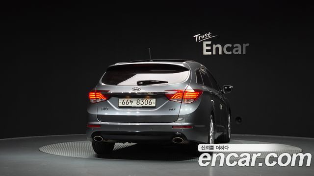 Hyundai i40 2012 — photo 4