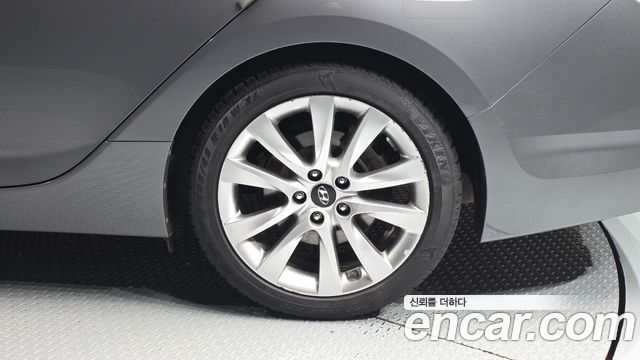 Hyundai i40 2012 — photo 7