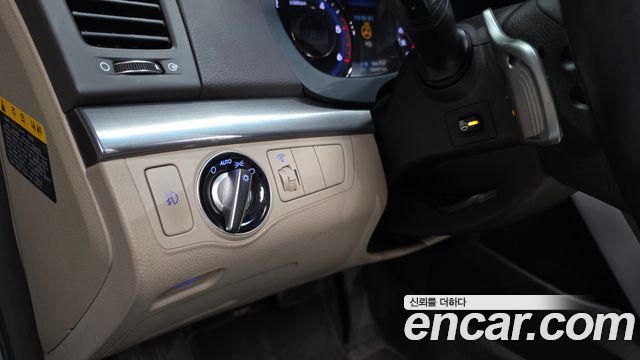 Hyundai i40 2012 — photo 27