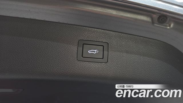 Hyundai i40 2012 — photo 32