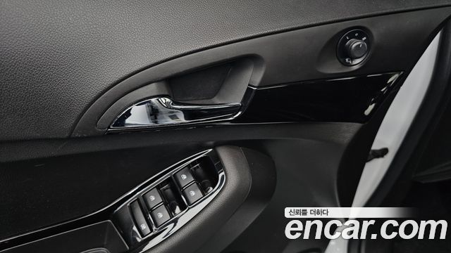 Chevrolet Korea Orlando 2014 — photo 13