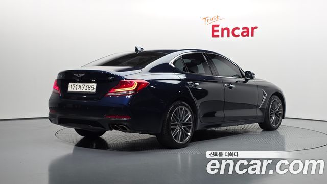 Genesis G70 2018 — photo 2