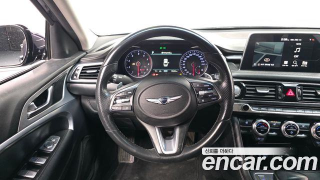 Genesis G70 2018 — photo 13