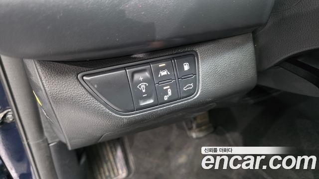 Genesis G70 2018 — photo 17