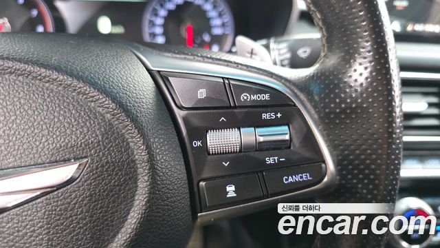 Genesis G70 2018 — photo 18