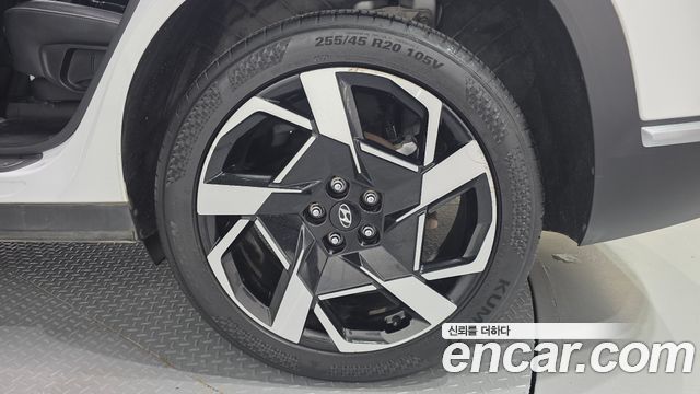 Hyundai Santafe 2021 — photo 7