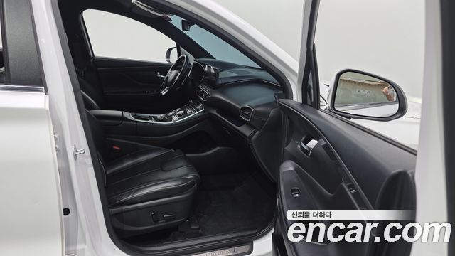 Hyundai Santafe 2021 — photo 16