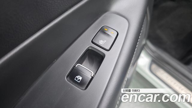 Hyundai Santafe 2021 — photo 28