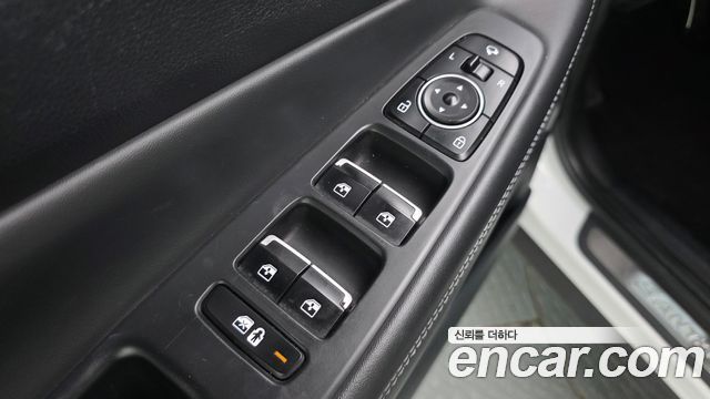 Hyundai Santafe 2021 — photo 29