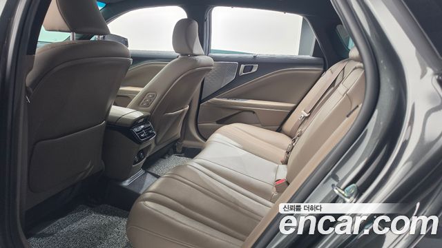 Kia K8 2023 — photo 26