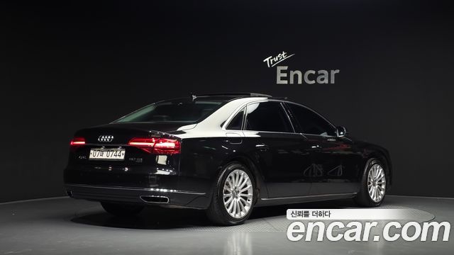 Audi A8 2015 — photo 2