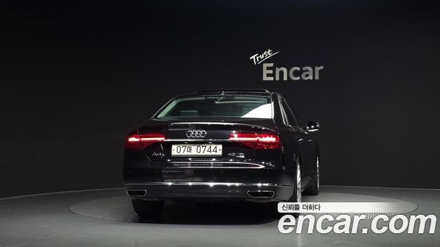 Audi A8 2015 — photo 4