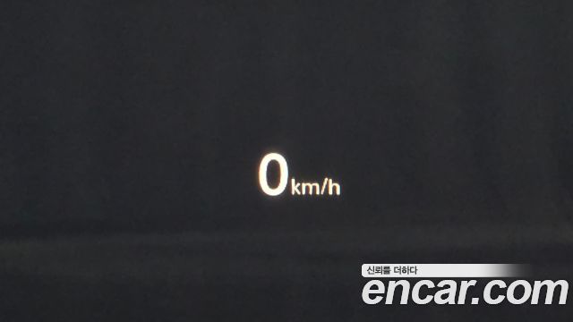 Audi A8 2015 — photo 14