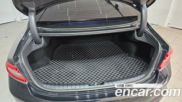 Hyundai Grandeur 2017 — photo 33