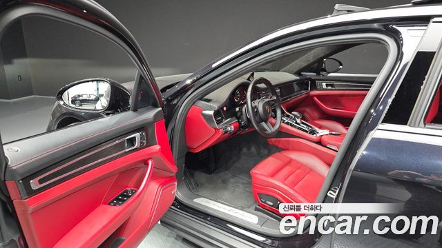 Porsche Panamera 2023 — photo 13