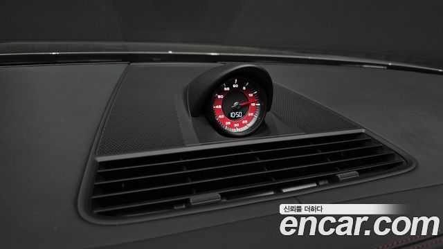 Porsche Panamera 2023 — photo 29