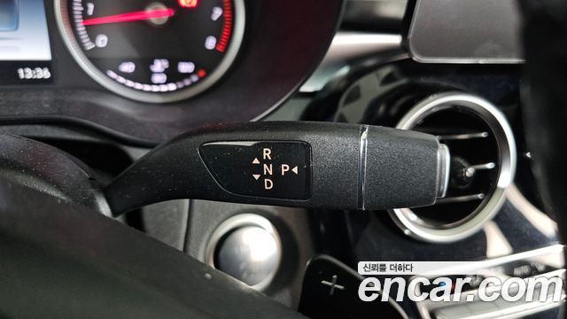 Mercedes-Benz C-Class 2016 — photo 9