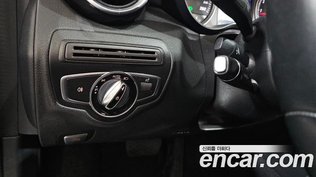 Mercedes-Benz C-Class 2016 — photo 15