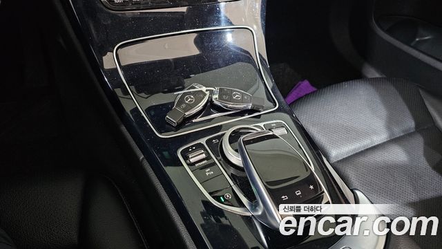 Mercedes-Benz C-Class 2016 — photo 18