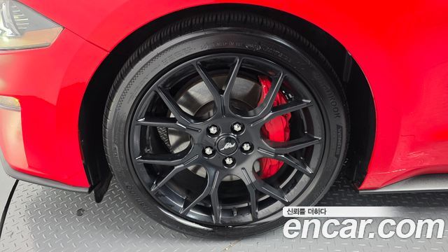 Ford Mustang 2019 — photo 5
