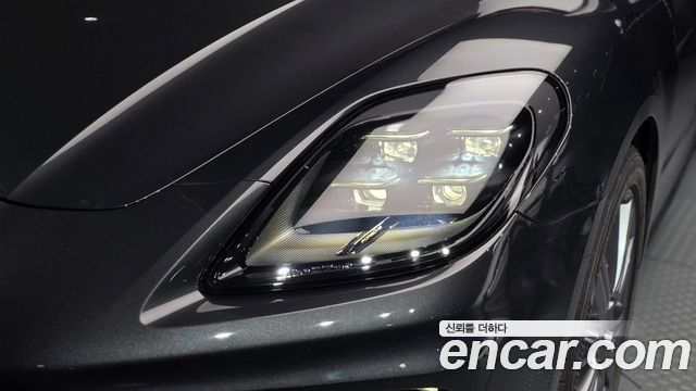 Porsche Panamera 2025 — photo 8