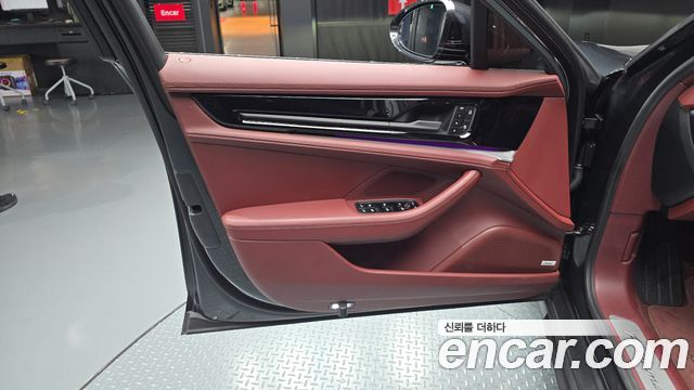 Porsche Panamera 2025 — photo 14