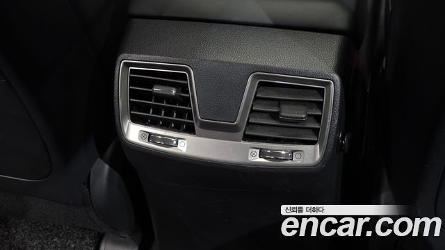 KG Mobility Rexton 2019 — photo 31