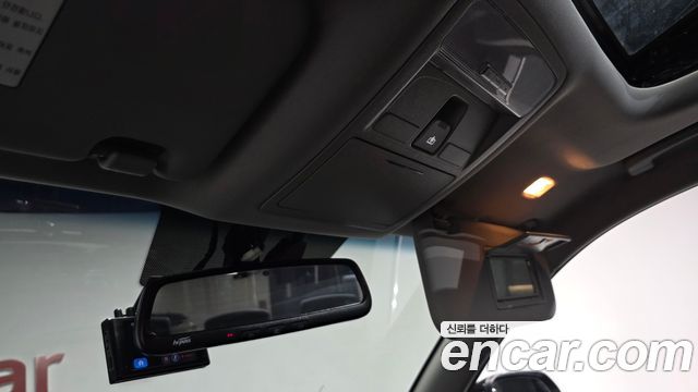 KG Mobility Rexton 2019 — photo 32